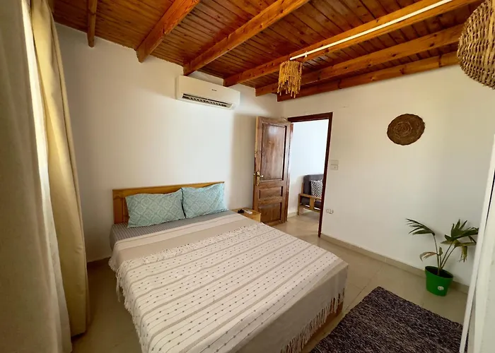 El Fanar Street Apartment
