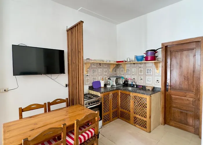 El Fanar Street Apartment